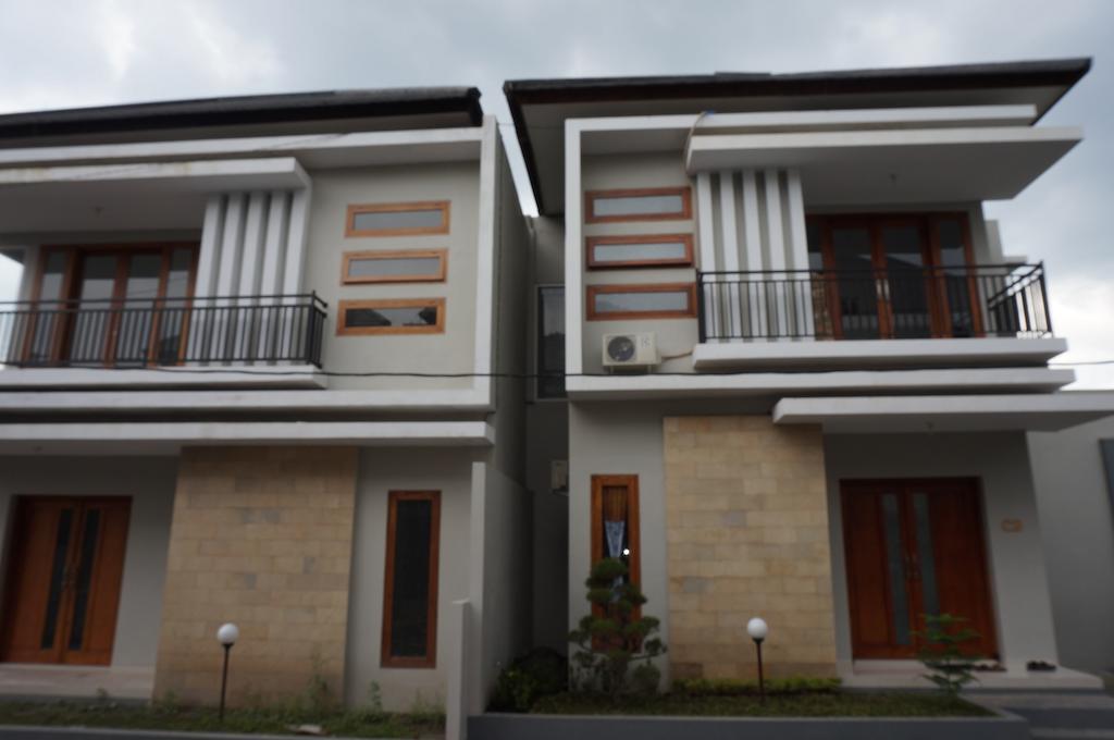 Cemara Homestay Jogja Yogyakarta Exterior photo
